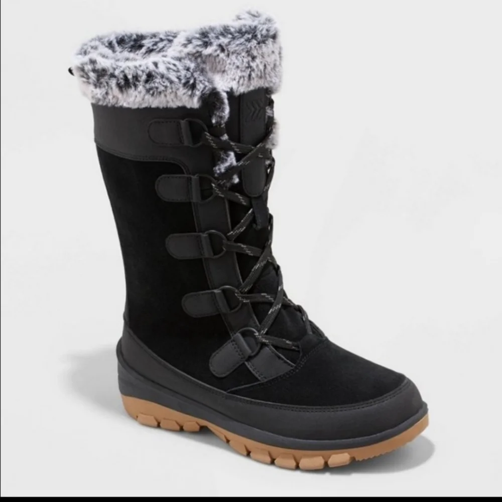 All in motion Black Cecily Boots